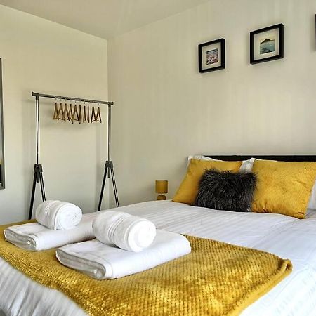 דונקסטר Modern 1 Bedroom Serviced Apartment - Near City Centre מראה חיצוני תמונה